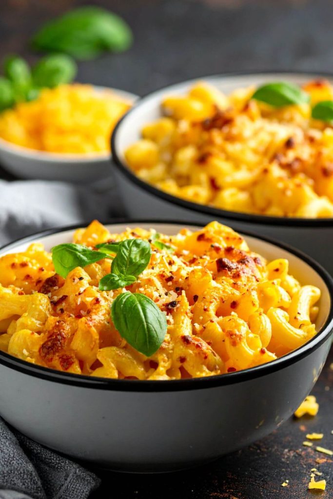 Two bowls of vegan macaroni bowls